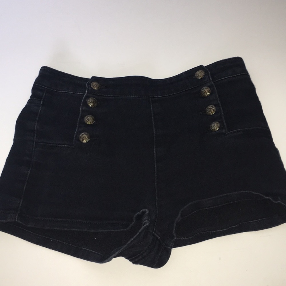 Juniors (girls) high waisted shorts